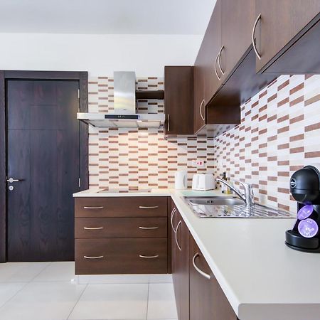 Stylish 2Br Apt With Balconies In St Julians, Paceville - Apt 6 By Vaganza Saint Julian's Εξωτερικό φωτογραφία