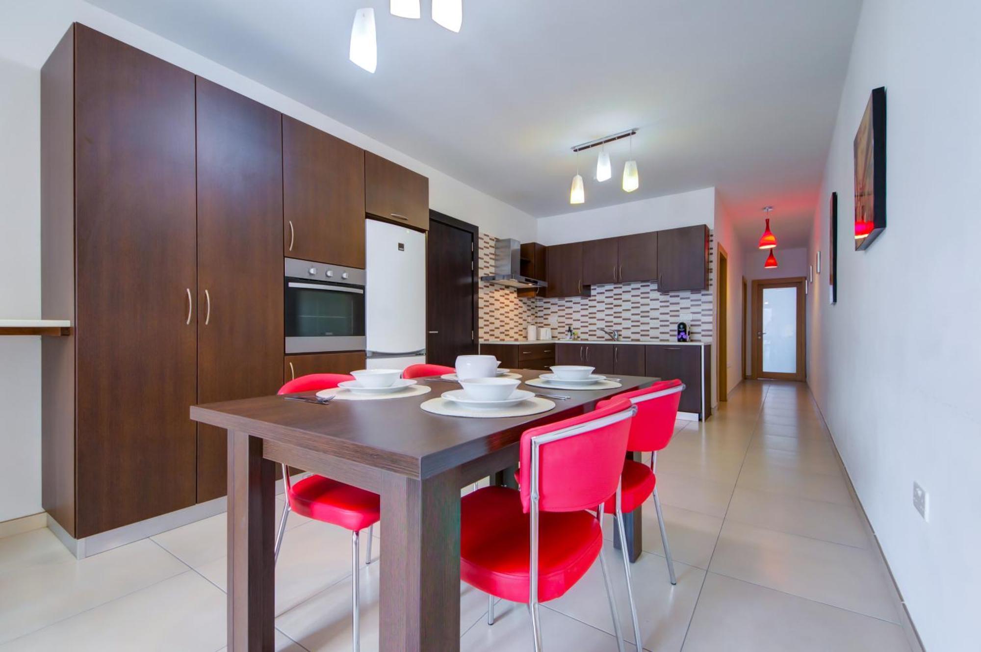Stylish 2Br Apt With Balconies In St Julians, Paceville - Apt 6 By Vaganza Saint Julian's Εξωτερικό φωτογραφία